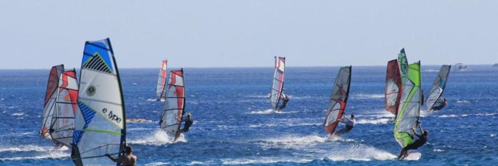 Sport réputé windsurf carnac plage st coloban